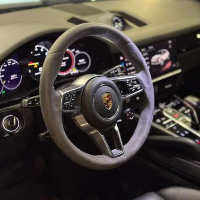 PORSCHE-CAYENNE-2022