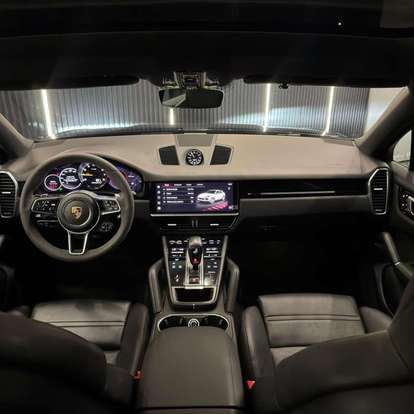 PORSCHE-CAYENNE-2022
