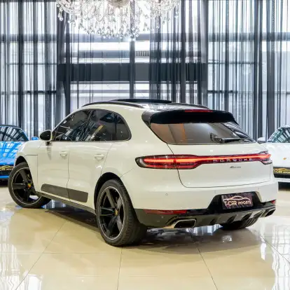 PORSCHE-MACAN-2020