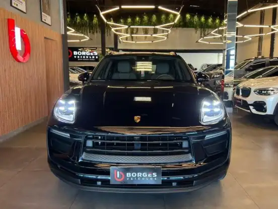 PORSCHE-MACAN-2026