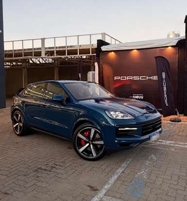 PORSCHE-CAYENNE-2023