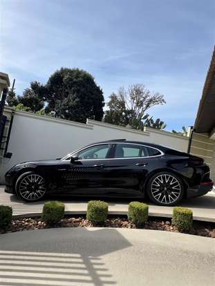 PORSCHE-PANAMERA-2025