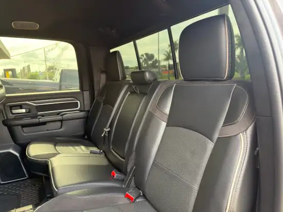 RAM-2500-6.7 I6 TURBO DIESEL LARAMIE NIGHT EDITION CD 4X4 AUTOMÁTICO RAM-2500-2023