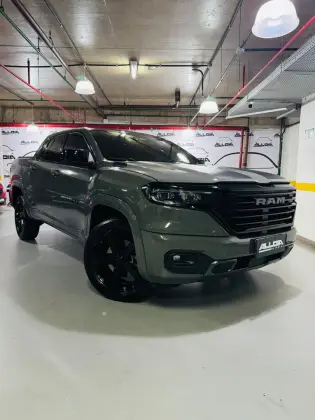 RAM RAMPAGE 2.0 HURRICANE 4 TURBO GASOLINA R/T 4X4 AUTOMÁTICO