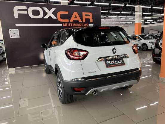 RENAULT-CAPTUR-2018