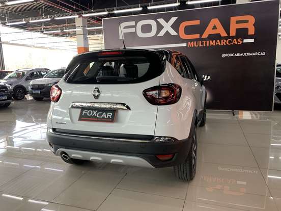 RENAULT-CAPTUR-2018