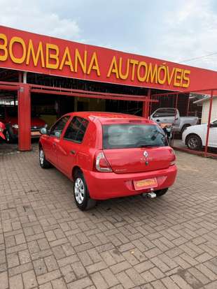 RENAULT-CLIO-2014