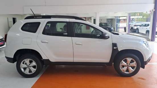 RENAULT-DUSTER-2025