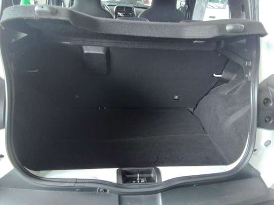 RENAULT-KWID-1.0 12V SCE FLEX ZEN MANUAL RENAULT-KWID-2025