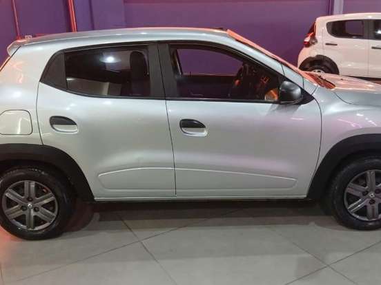 RENAULT-KWID-1.0 12V SCE FLEX ZEN MANUAL RENAULT-KWID-2024
