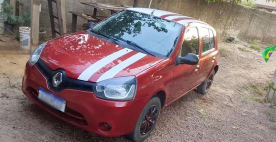 RENAULT-CLIO-2013
