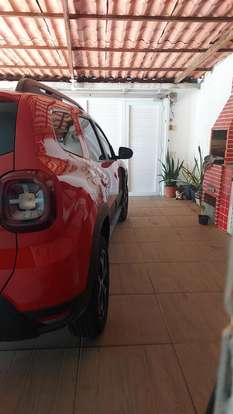 RENAULT-DUSTER-2021