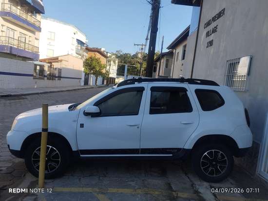 RENAULT-DUSTER-2016