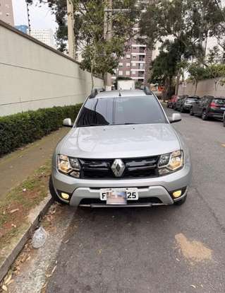 RENAULT-DUSTER-2016