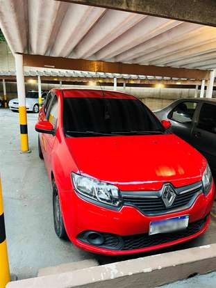 RENAULT-SANDERO-2016