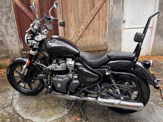 ROYAL ENFIELD METEOR 650 ASTRAL 