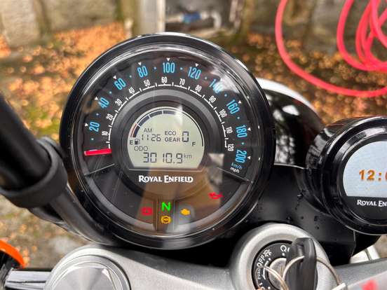 ROYAL ENFIELD-METEOR 650 ASTRAL ROYAL ENFIELD-METEOR 650 ASTRAL-2025