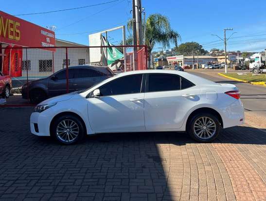 TOYOTA-COROLLA-2014