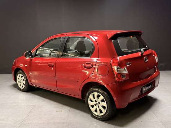 TOYOTA-ETIOS-2013