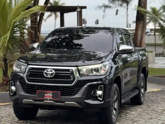 TOYOTA-HILUX-2.8 SRX 4X4 CD 16V DIESEL 4P AUTOMÁTICO TOYOTA-HILUX-2018