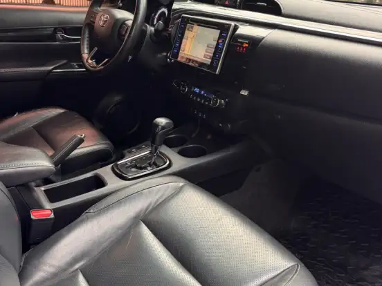 TOYOTA-HILUX-2.8 SRX 4X4 CD 16V DIESEL 4P AUTOMÁTICO TOYOTA-HILUX-2018