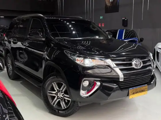 TOYOTA HILUX SW4 2.7 SRV 7 LUGARES 4X2 16V FLEX 4P AUTOMÁTICO