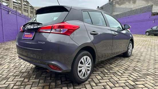 TOYOTA-YARIS-2024