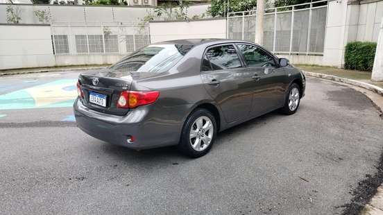 TOYOTA-COROLLA-2009
