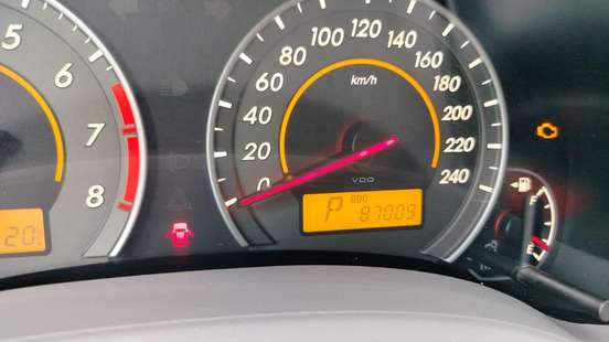 TOYOTA-COROLLA-2009
