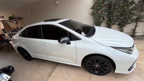 TOYOTA-COROLLA-2023
