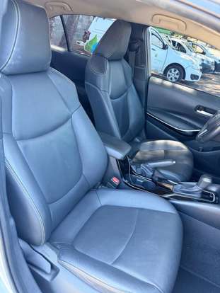 TOYOTA-COROLLA-2024