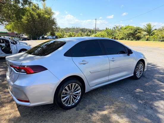 TOYOTA-COROLLA-2024