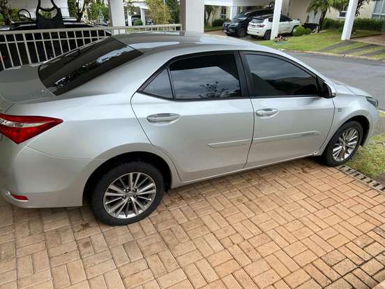 TOYOTA-COROLLA-2014