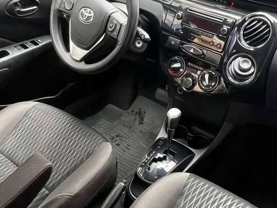 TOYOTA-ETIOS-1.5 XS 16V FLEX 4P AUTOMÁTICO TOYOTA-ETIOS-2017