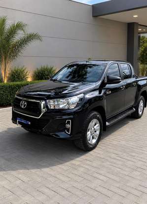 TOYOTA-HILUX-2020