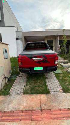 TOYOTA-HILUX-2017
