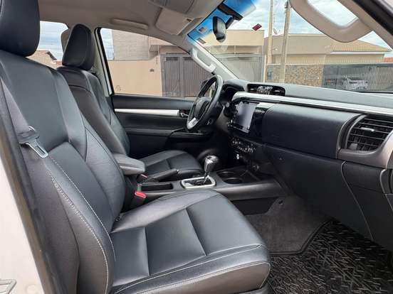 TOYOTA-HILUX-2.8 SRV 4X4 CD 16V DIESEL 4P AUTOMÁTICO TOYOTA-HILUX-2019
