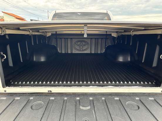 TOYOTA-HILUX-2.8 SRV 4X4 CD 16V DIESEL 4P AUTOMÁTICO TOYOTA-HILUX-2019