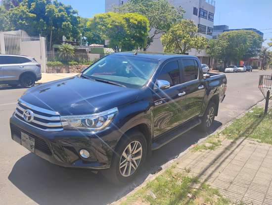 TOYOTA-HILUX-2.8 SRX 4X4 CD 16V DIESEL 4P AUTOMÁTICO TOYOTA-HILUX-2016