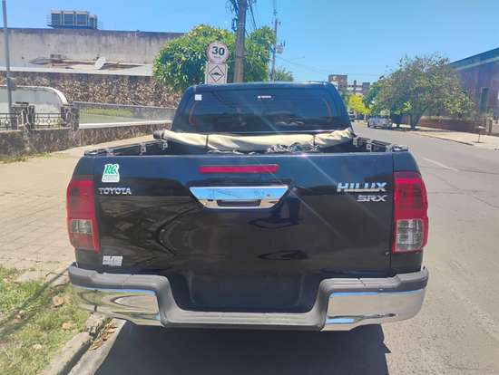 TOYOTA-HILUX-2.8 SRX 4X4 CD 16V DIESEL 4P AUTOMÁTICO TOYOTA-HILUX-2016