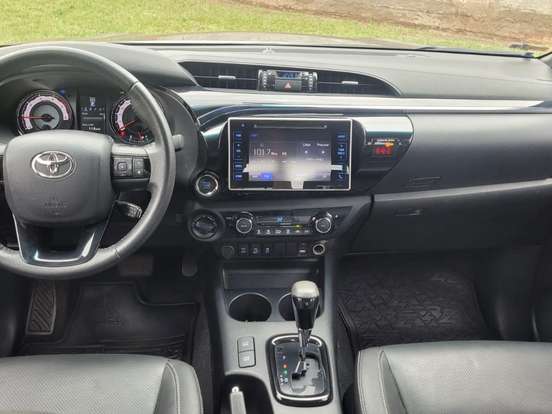 TOYOTA-HILUX-2.8 SRX 4X4 CD 16V DIESEL 4P AUTOMÁTICO TOYOTA-HILUX-2019