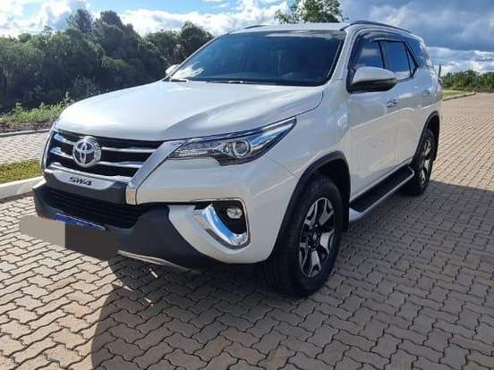 TOYOTA-HILUX SW4-2.8 SRX DIAMOND 4X4 7 LUGARES 16V TURBO INTERCOOLER DIESEL 4P AUTOMÁTICO TOYOTA-HILUX SW4-2020
