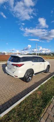 TOYOTA-HILUX SW4-2020