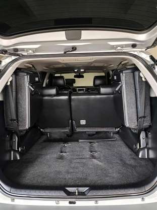 TOYOTA-HILUX SW4-2015