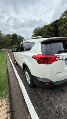 TOYOTA-RAV4-2013