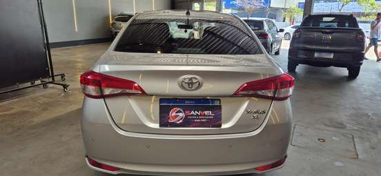 TOYOTA-YARIS-2020
