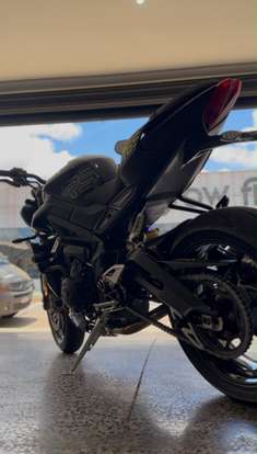 TRIUMPH-STREET TRIPLE 765 RS-2024