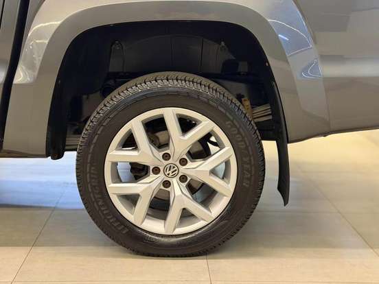 VOLKSWAGEN-AMAROK-2019