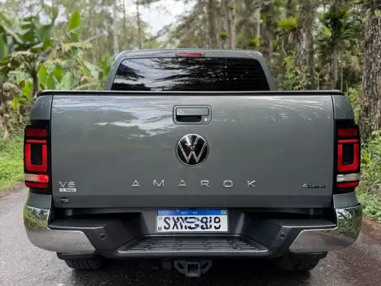 VOLKSWAGEN-AMAROK-3.0 V6 TDI DIESEL HIGHLINE CD 4MOTION AUTOMÁTICO VOLKSWAGEN-AMAROK-2025