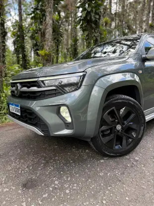 VOLKSWAGEN-AMAROK-2025